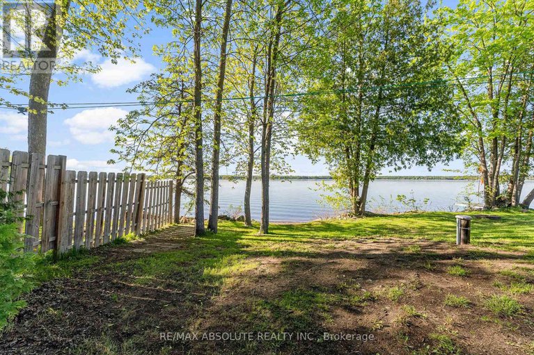 28406088/33-b-oakdale-lane/horton-twp/horton/ontario/K7V3Z8_21