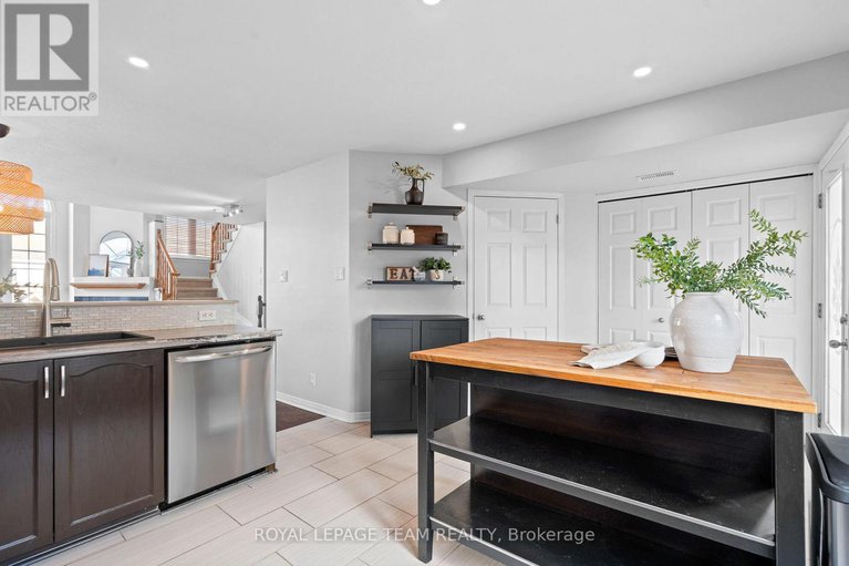 29075690/95-1512-walkley-road/heron-gateindustrial-park/ottawa/ontario/K1V2G7_11