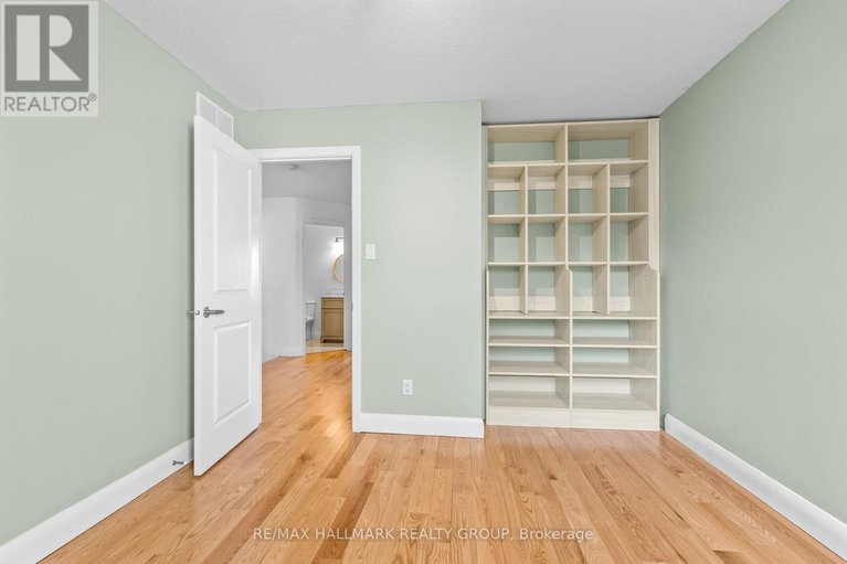 29546606/988-lucille-way/notting-hillsummerside/ottawa/ontario/K4A4J2_23