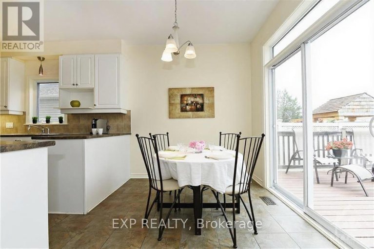 28669421/119-anfield-crescent/barrhaven-east/ottawa/ontario/K2G7B7_12