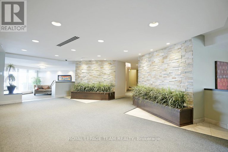 29224788/16-1137-ambleside-drive/woodroffe/ottawa/ontario/K2B8E2_34