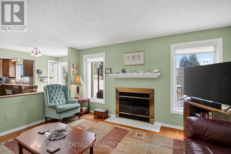 29410733/6105-lariviere-crescent/orleans-village/ottawa/ontario/K1W1C6_16