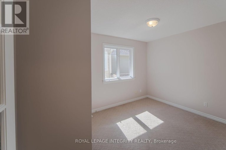 28879504/141-steeple-chase-drive/bridlewood/ottawa/ontario/K2M2Z5_30