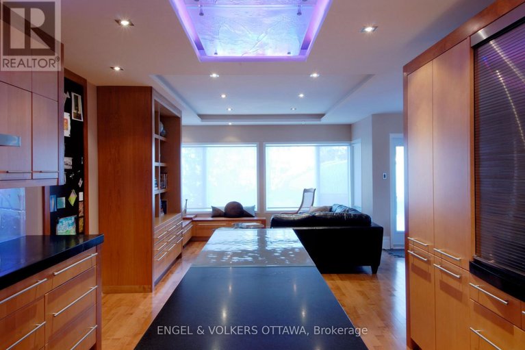 29609709/93-gilchrist-avenue/ottawa-west/ottawa/ontario/K1Y0M9_17