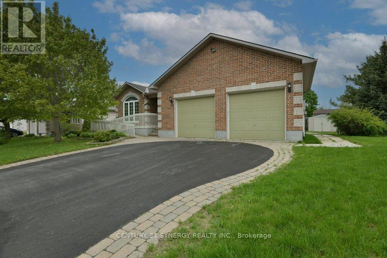 28142174/145-vaughan-street/almonte/mississippi-mills/ontario/K0A1A0_2