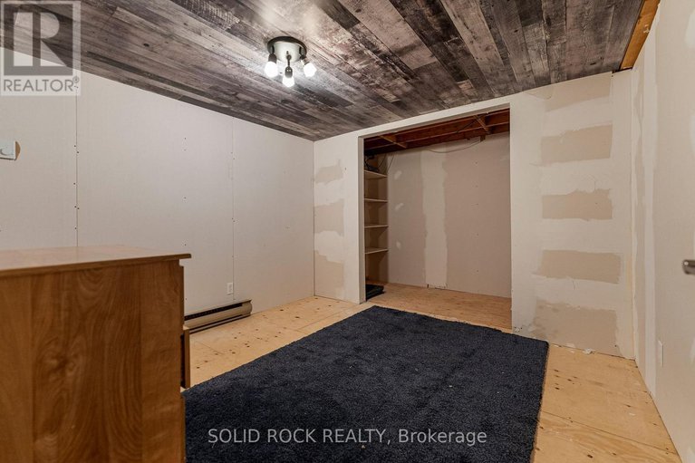 29430522/2345-fitzroy-street/fitzroy/ottawa/ontario/K0A1X0_23