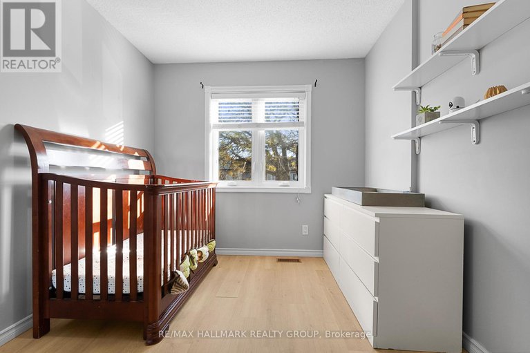 29067658/93-cedarock-drive/bridlewood/ottawa/ontario/K2M2H5_17