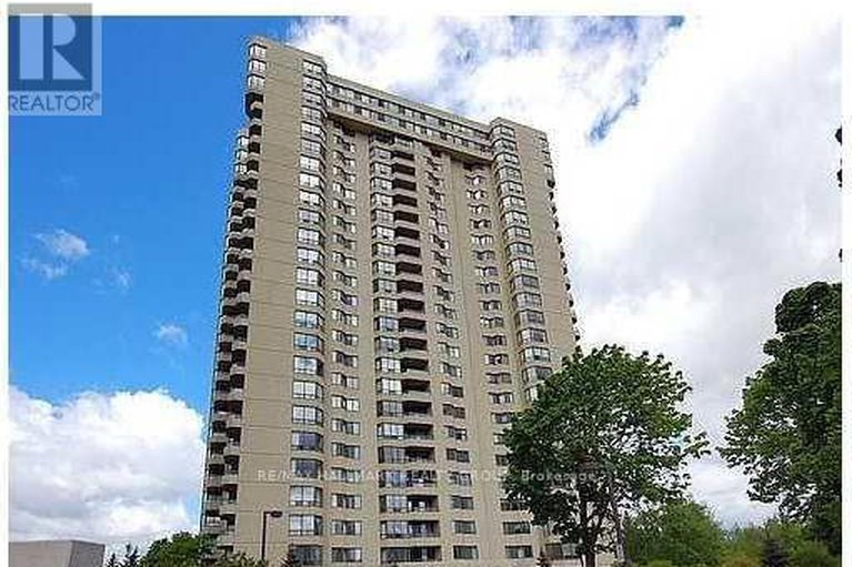 28431670/2508-1500-riverside-drive/riverview-park/ottawa/ontario/K1G4J4_1