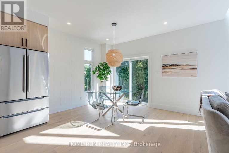 28791610/2243-page-road/chapel-hill/ottawa/ontario/K1C7K5_13