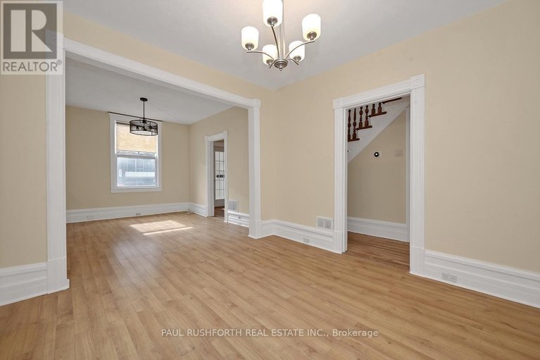 29653235/481-cambridge-street-s/west-centre-town/ottawa/ontario/K1S4H6_12