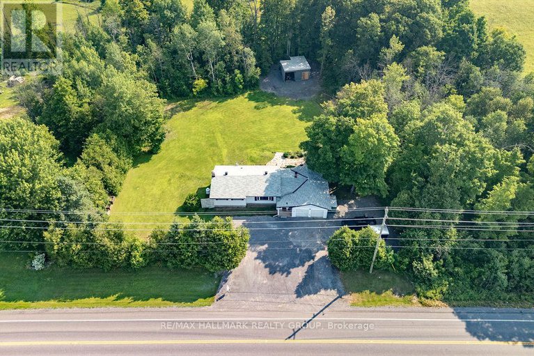 28617525/2088-burnstown-road/mcnabbraeside-twps/mcnabbraeside/ontario/K7V3Z4_1