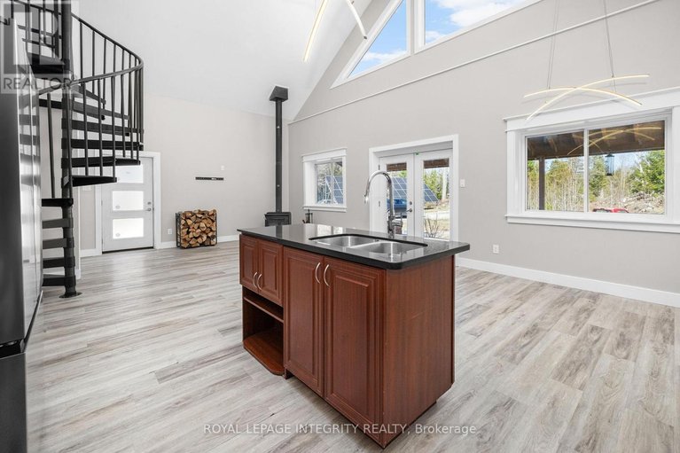 29662212/154-proulx-lane/lanark-highlands-lanark-twp/lanark-highlands/ontario/K0G1K0_21