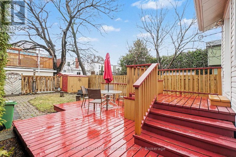 29621621/115-hamilton-avenue-n/ottawa-west/ottawa/ontario/K1Y1C1_22