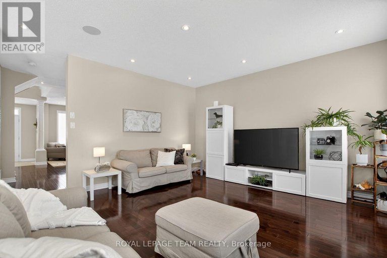 29411434/379-langrell-crescent/strandherd/ottawa/ontario/K2J5R8_14