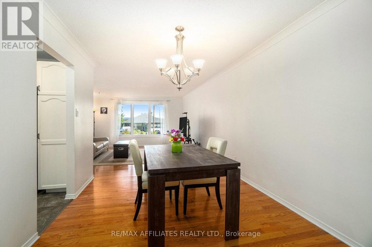 28854774/319-riverwood-drive/woodlawnmaclarens-landingkilmaurs/ottawa/ontario/K0A3M0_8