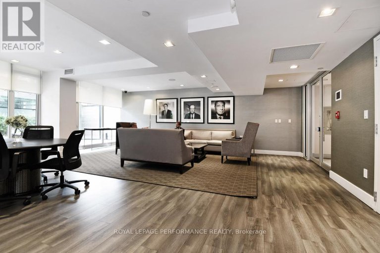 28888604/702-300-lisgar-street/ottawa-centre/ottawa/ontario/K2P0E2_37