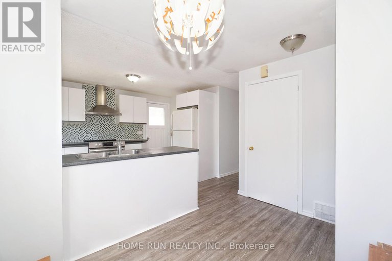 28597038/1292-meadowlands-drive-e/borden-farmstewart-farmcarleton-heightsparkwood-hills/ottawa/ontario/K2E6K5_12