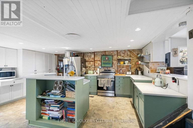 29050671/3749-donnelly-drive/rideau-twp-s-of-reg-rd-6-w-of-mccordick-rd/ottawa/ontario/K0G1B0_9