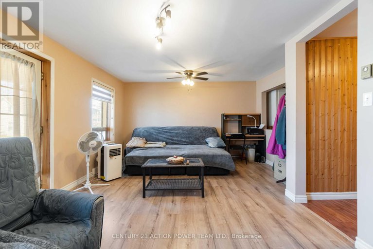 28888817/4975-st-paul-street/east-hawkesbury-twp/hawkesbury/ontario/K0B1P0_11