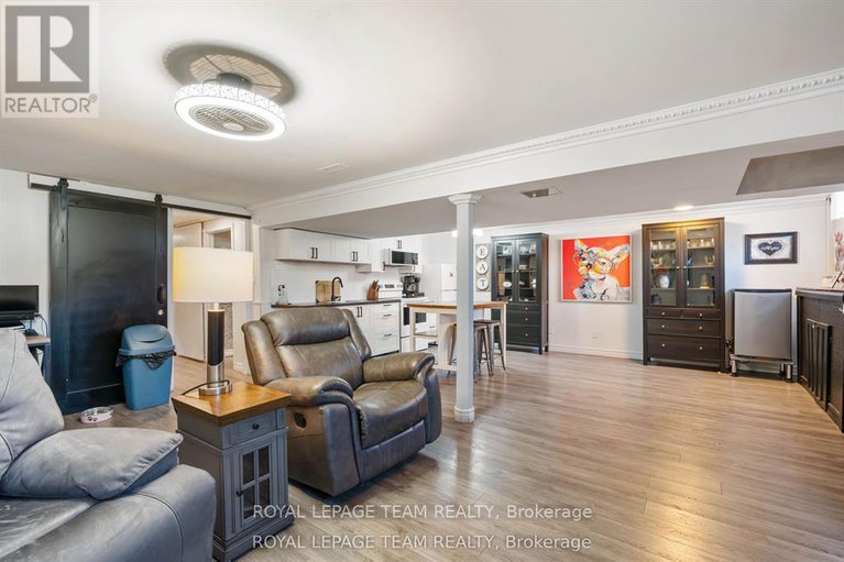 29039125/565-dufferin-street-w/winchester/north-dundas/ontario/K0C2K0_27