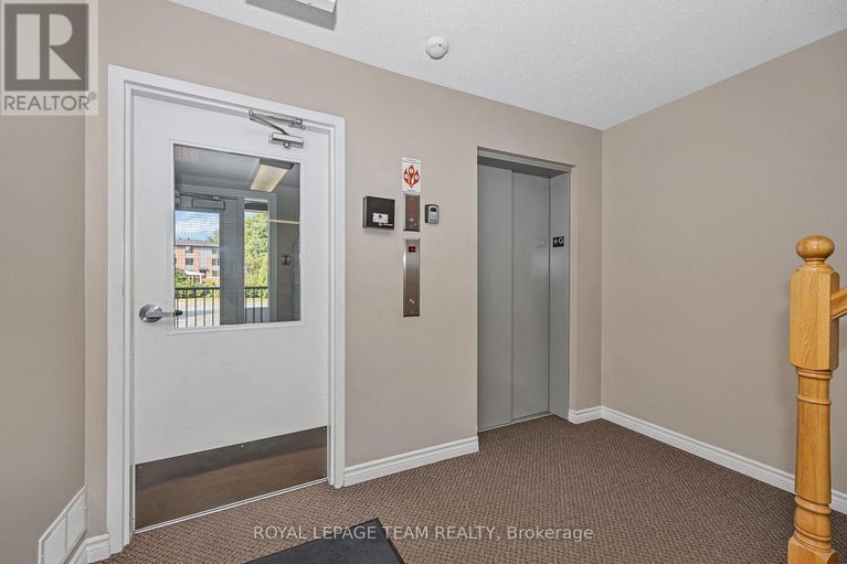 28708975/202-2-warner-street/village-of-russell/russell/ontario/K4R0B4_5