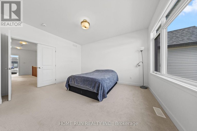 28232803/909-beckton-heights/stittsville-south/ottawa/ontario/K2S2X5_31