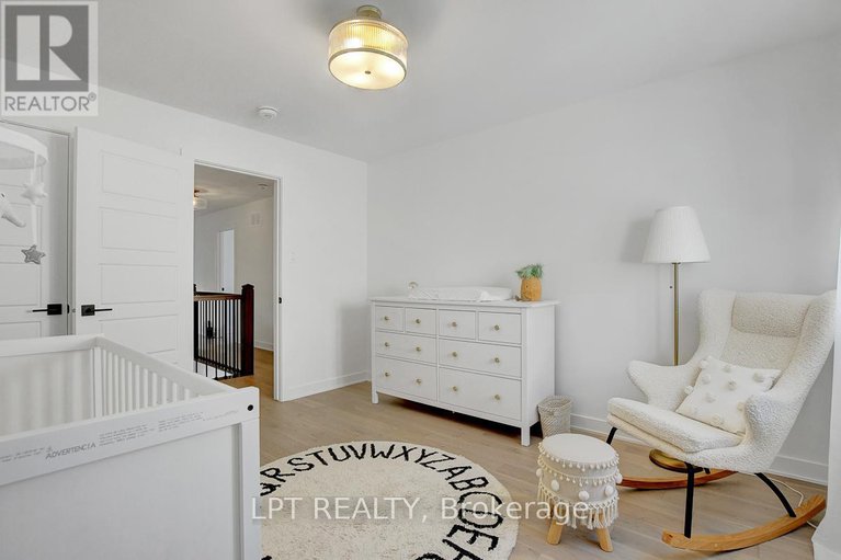 29071257/1022-showman-street/richmond/ottawa/ontario/K0A2Z0_34