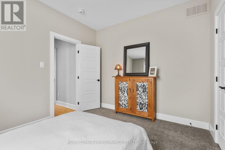 29486299/597-robert-hill-street/almonte/mississippi-mills/ontario/K0A1A0_23