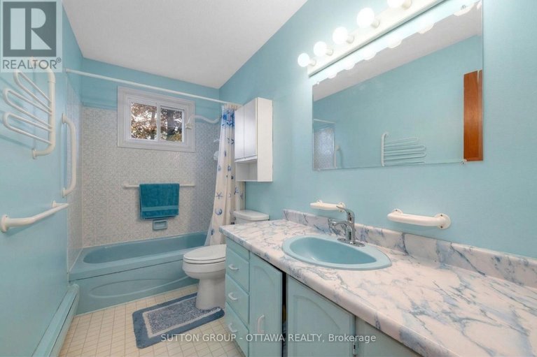 29589925/1112-st-pierre-street/convent-glen-south/ottawa/ontario/K1C1L5_18