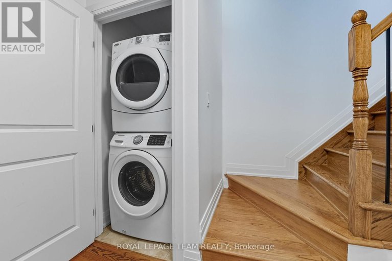 29259375/1512-clementine-boulevard/billings-bridge/ottawa/ontario/K1H8E9_11