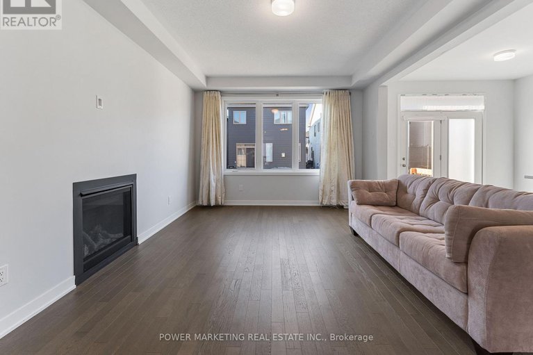 29190311/1017-curraglass-walk/stittsville-north/ottawa/ontario/K2S3A6_5