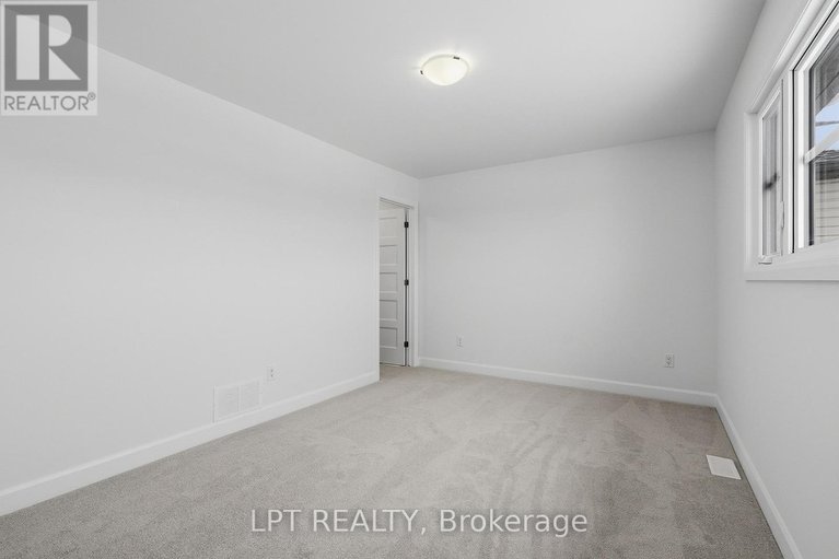 29596251/301-moonlight-drive/russell-twp/russell/ontario/K4R0L1_27