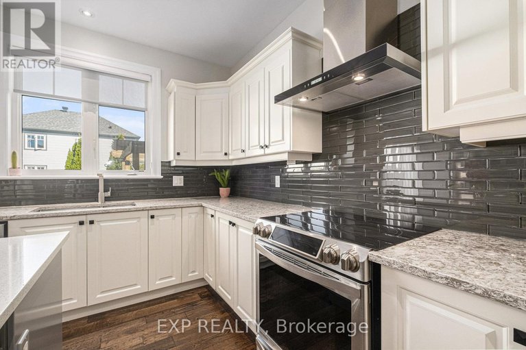 29447332/386-andalusian-crescent/emerald-meadowstrailwest/ottawa/ontario/K2V0C3_20