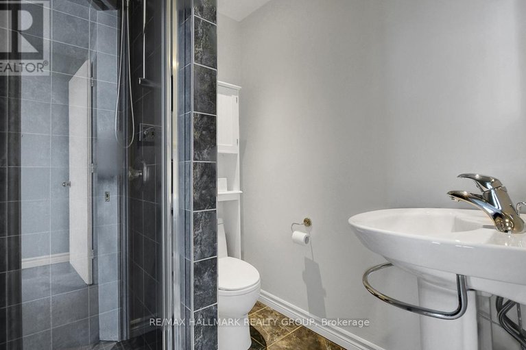 29492745/261-bruyere-street/lower-town/ottawa/ontario/K1N5E5_20