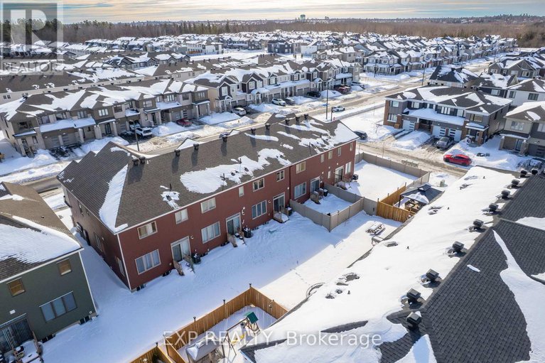 29366734/714-derreen-avenue/stittsville-north/ottawa/ontario/K2S2Y7_29