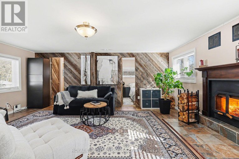 29413274/191-macmillan-lane/constance-bay/ottawa/ontario/K0A3M0_12