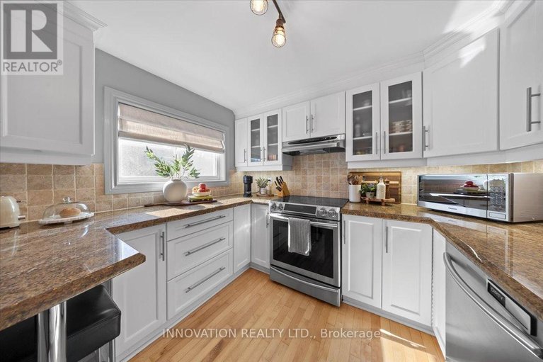 29473998/574-cole-avenue/mckellarhighland/ottawa/ontario/K2A2B5_15