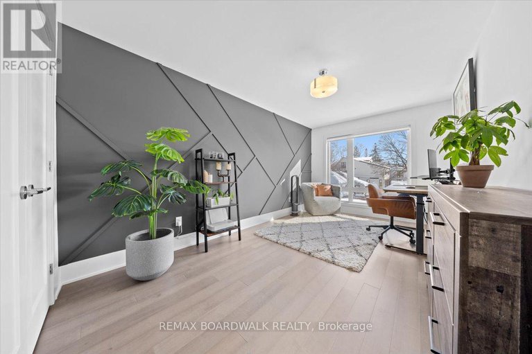 29360290/255-avondale-avenue/westborohampton-park/ottawa/ontario/K1Z7G7_33