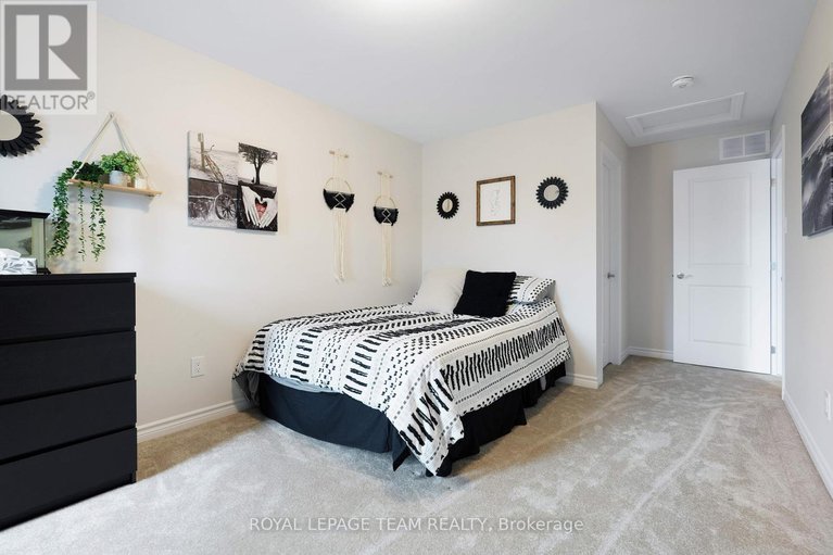 28515147/608-enclave-lane/town-of-rockland/clarence-rockland/ontario/K4K0M8_23
