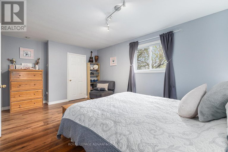 28276594/2579-rideau-ferry-road/drummondnorth-elmsley-north-elmsley-twp/drummondnorth-elmsley/ontario/K7H0G5_18