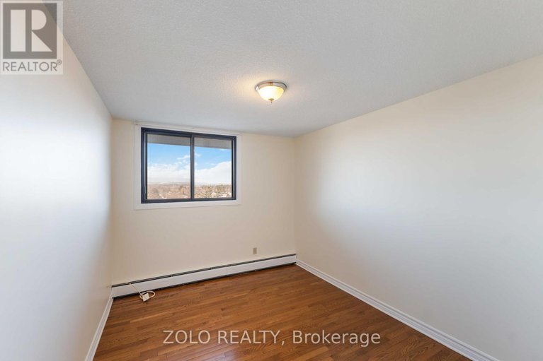 28512910/201-415-greenview-avenue-n/britannia/ottawa/ontario/K2B8G5_11