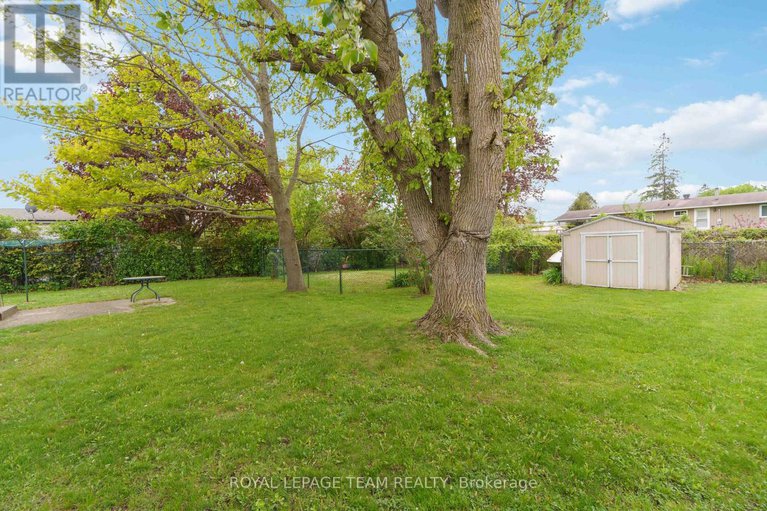28348329/307-dodson-street/kemptville/north-grenville/ontario/K0G1J0_30