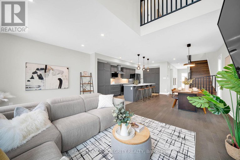 29227761/1078-lunar-glow-crescent/riverside-southgloucester-glen/ottawa/ontario/K4M0J8_20