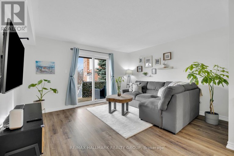 29450372/1344-guthrie-street/leslie-park/ottawa/ontario/K2H1G8_21