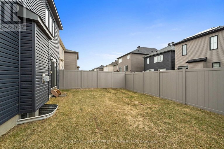 29594082/796-cappamore-drive/half-moon-bay/ottawa/ontario/K2J6V6_30