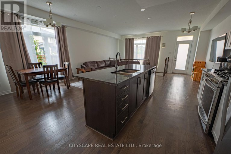 28681279/174-joshua-street/mer-bleuebradley-estatesanderson-park/ottawa/ontario/K1W0A3_10