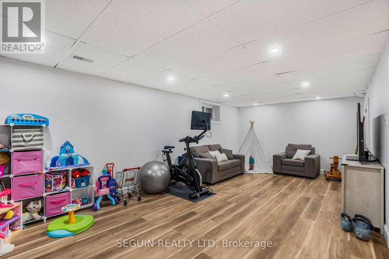 29041132/3358-pattee-road-e/east-hawkesbury-twp/east-hawkesbury/ontario/K6A2R2_26