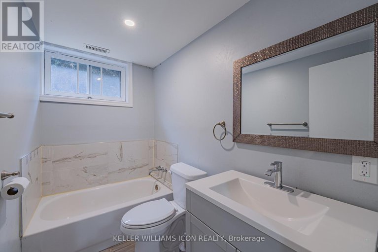 28966651/1666-fisher-avenue/borden-farmstewart-farmcarleton-heightsparkwood-hills/ottawa/ontario/K2C1X7_28