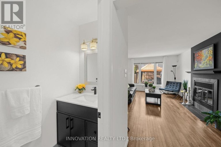 29591600/2056-wildflower-drive/queenswood-heights-south/ottawa/ontario/K1E3R3_20