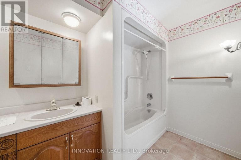 29482304/723-country-street/mississippi-mills-ramsay-twp/mississippi-mills/ontario/K0A1A0_18